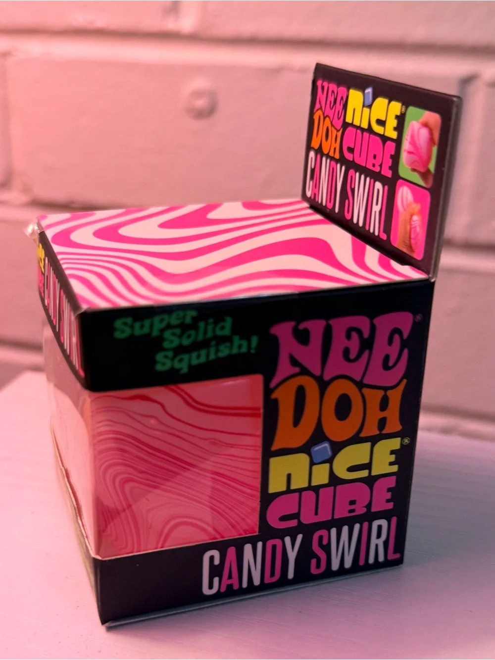 NeeDoh Nice Cube Candy Swirl Pink Super Solid Squish NEW